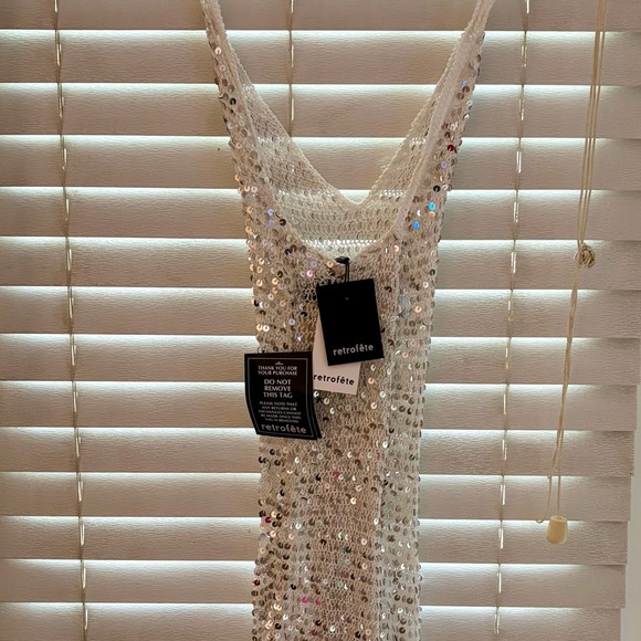 BRAND NEW RETROFETE
Elliana Dress M/L - Picture 5 of 8